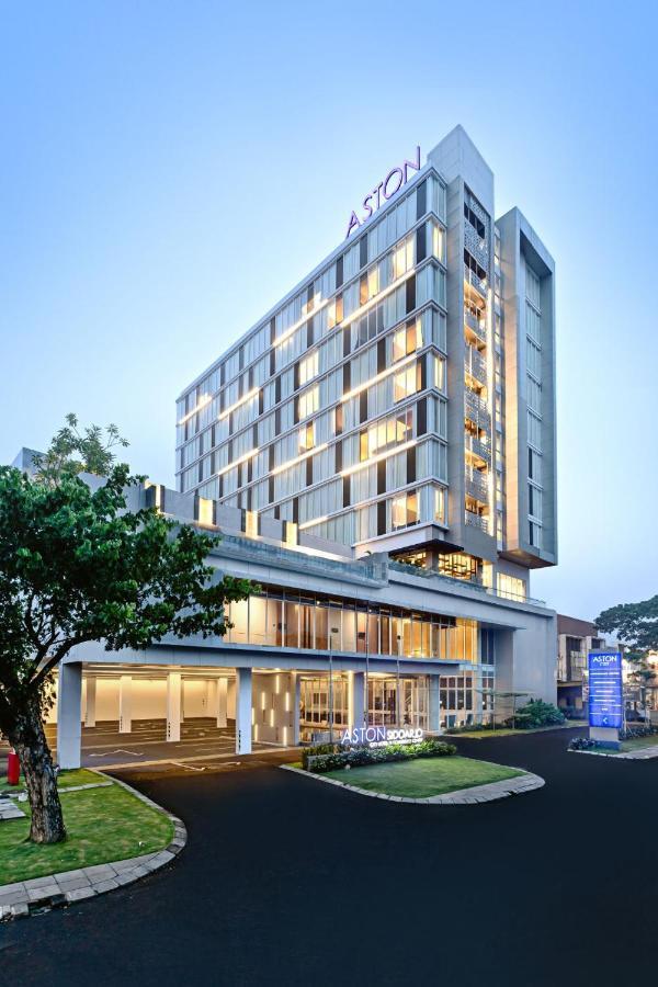 Aston Sidoarjo City Hotel & Conference Center Exterior photo