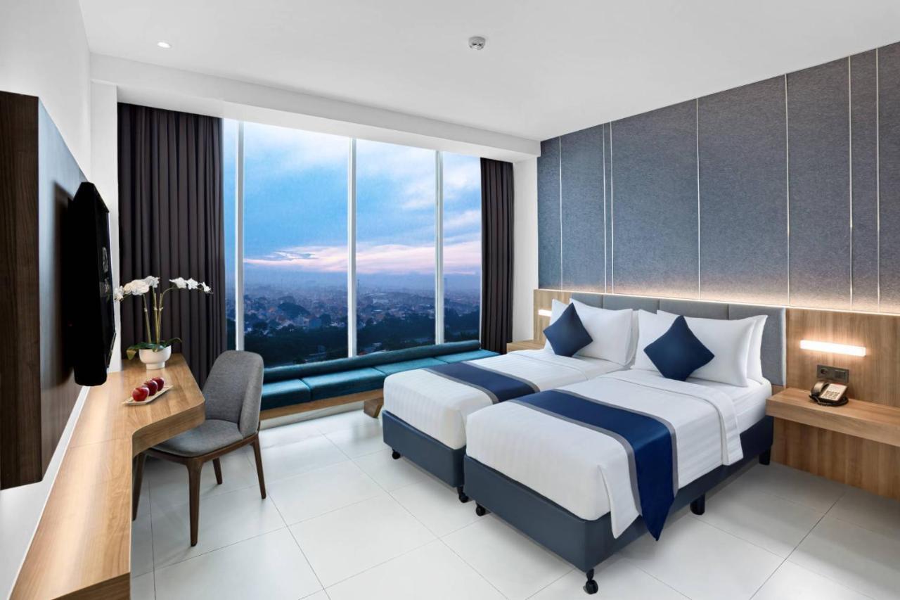 Aston Sidoarjo City Hotel & Conference Center Exterior photo