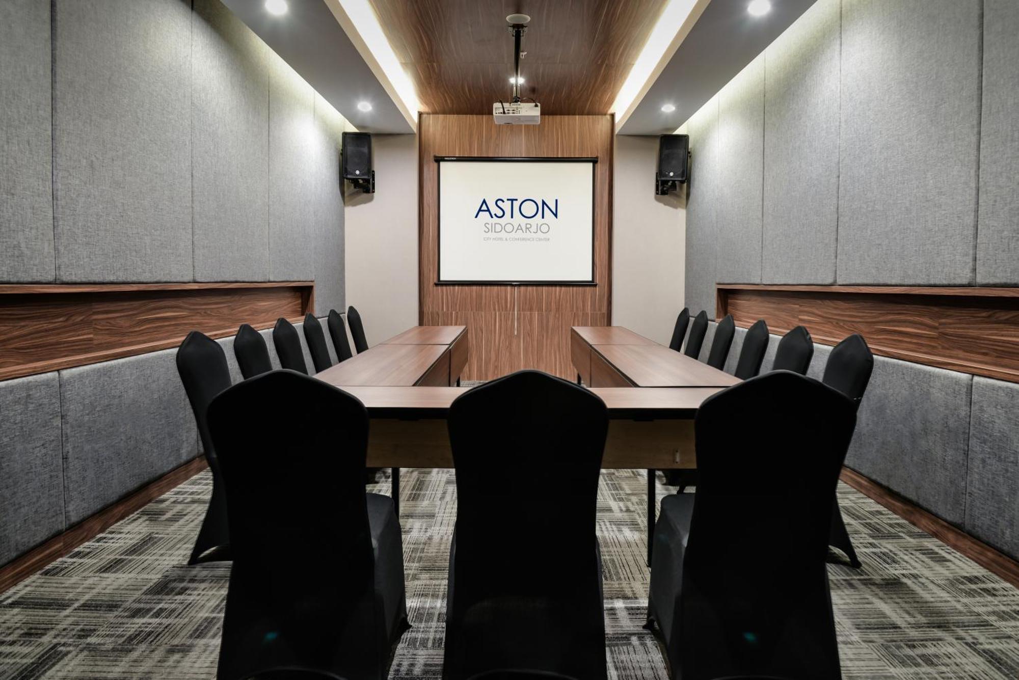 Aston Sidoarjo City Hotel & Conference Center Exterior photo